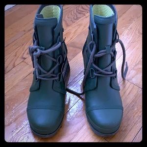 ✨Make an Offer✨ Sorel Waterproof Booties